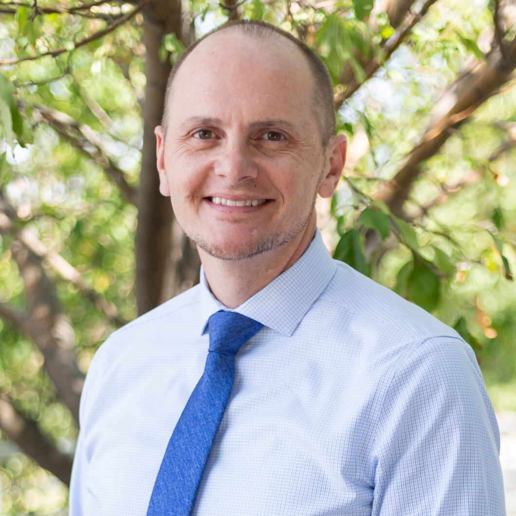 Levon Hupfer, MA, LAC, MAC